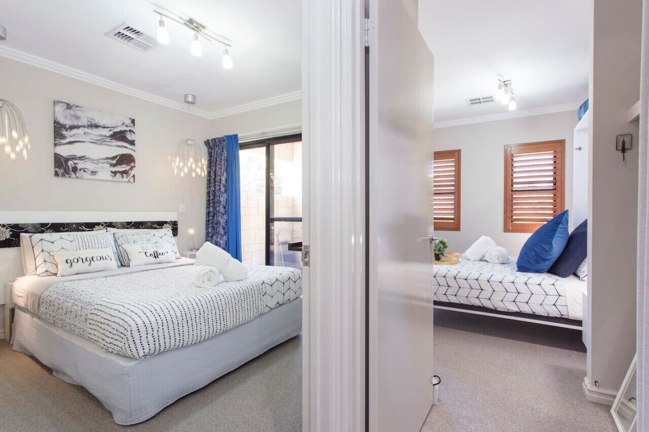 2 bedrooms, desk, iron/ironing board, travel crib
