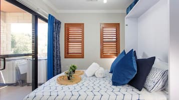 2 bedrooms, desk, iron/ironing board, travel cot