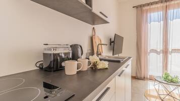 Frigorifero, forno, lavastoviglie, macchina per tè/caffè