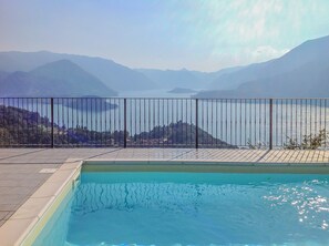 Outdoor pool - varenna wonderlust varennaholidays (Perledo)
