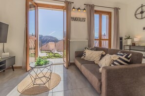 TV - varenna wonderlust varennaholidays (Perledo)