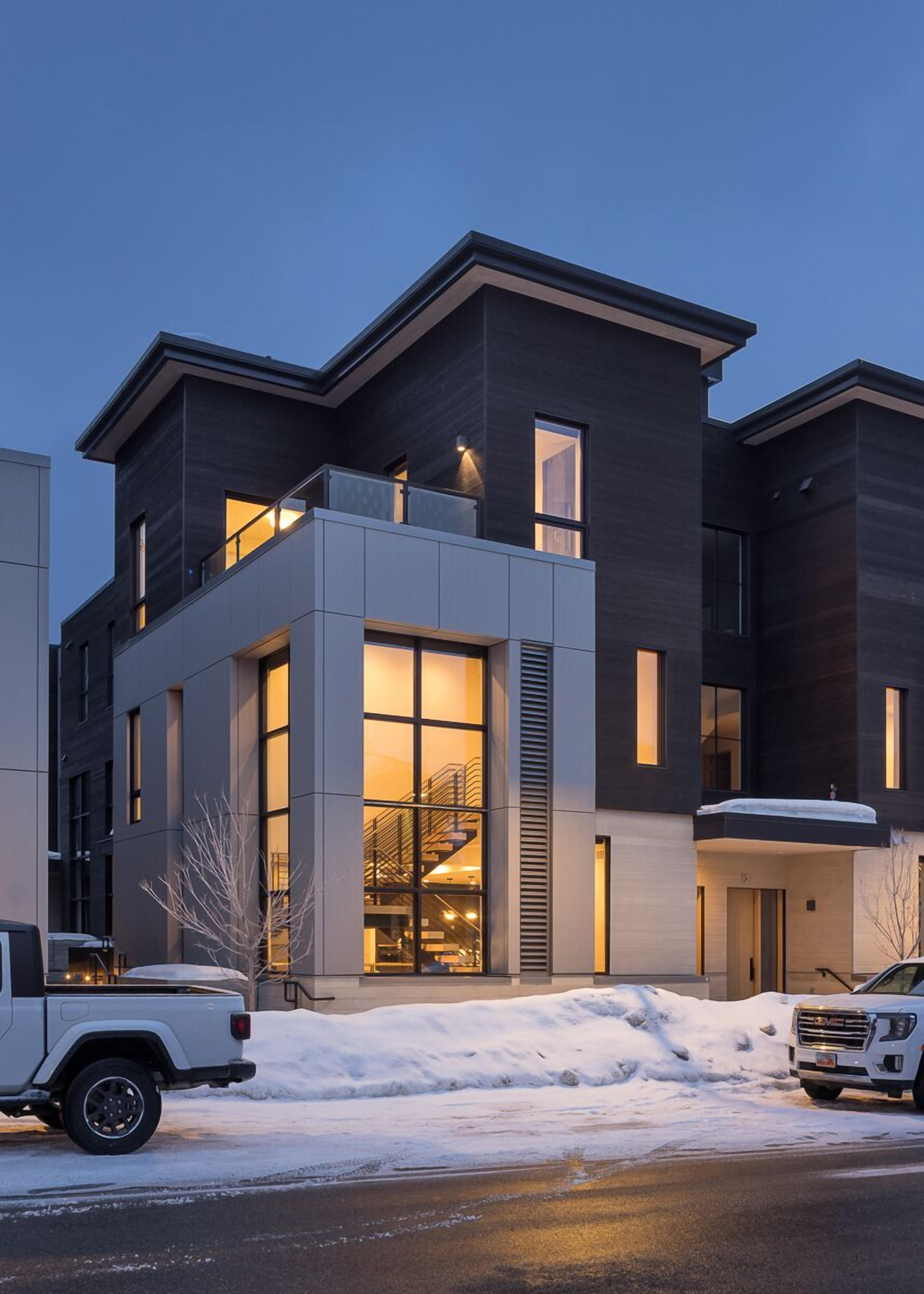 Brand New, Three-Bedroom, Five-Floor Townhouse in the Heart Jackson