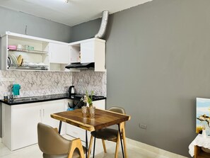 Private kitchen - Luna Ha Long Studio (Ha Long City)