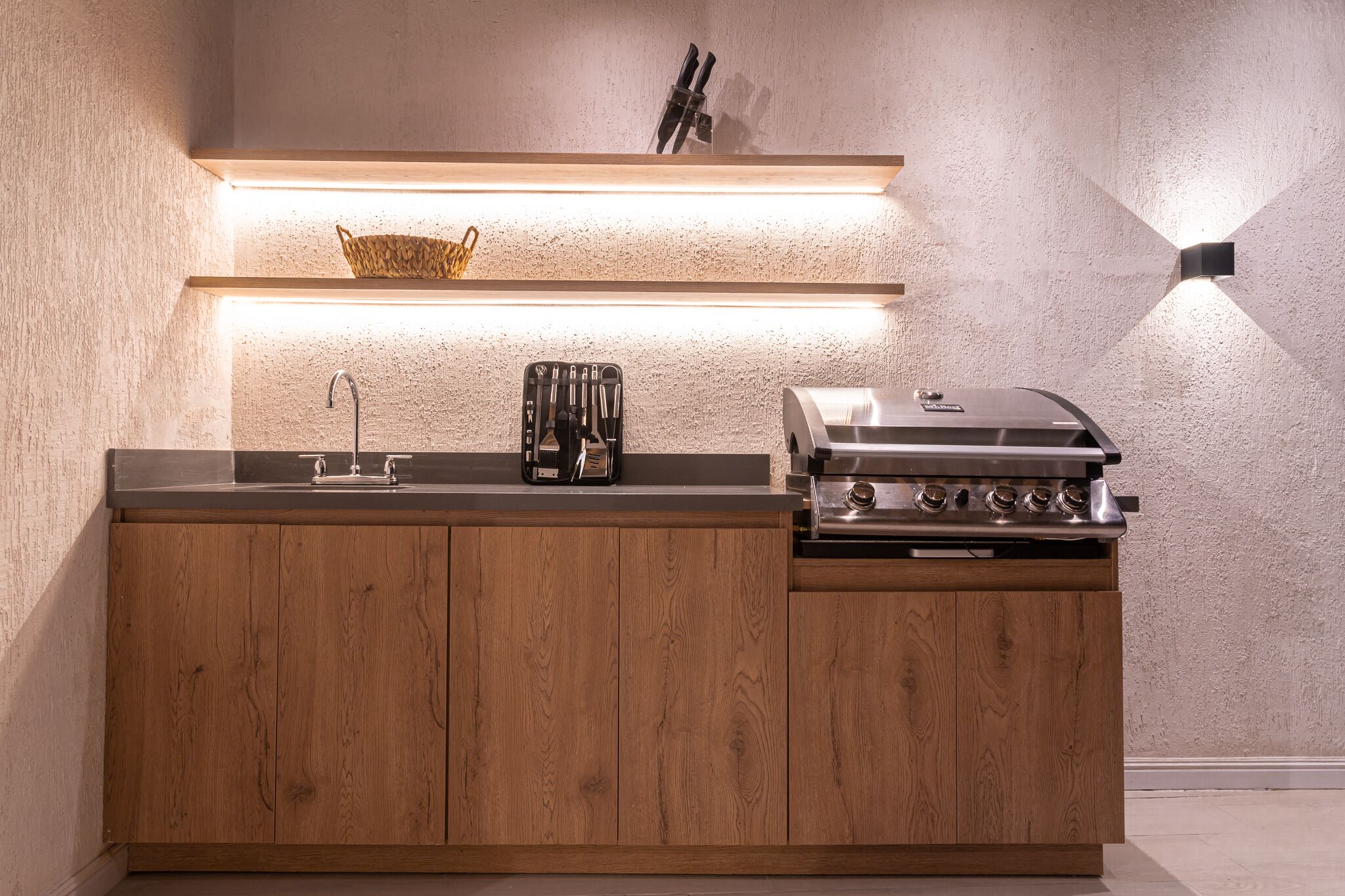 Luxury House with Private Jacuzzi, Best View