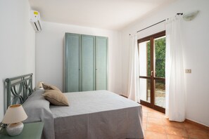 Strykejern/-brett og wi-fi (inkludert)