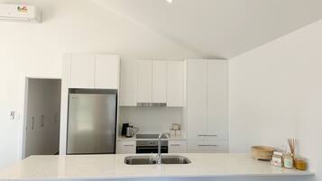 Fridge, microwave, dishwasher, toaster