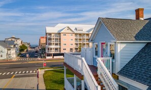 Exterior - The Beach House on 10th St #8 by Seaside Vacations & Sales (Ocean City)