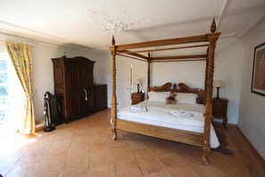 8 Schlafzimmer, WLAN, Bettwäsche