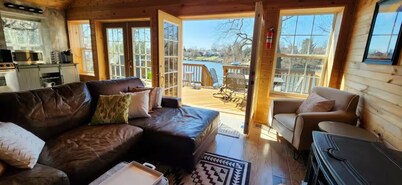 The Hideaway Spot- Waterfront w/ Dock on Long Cove