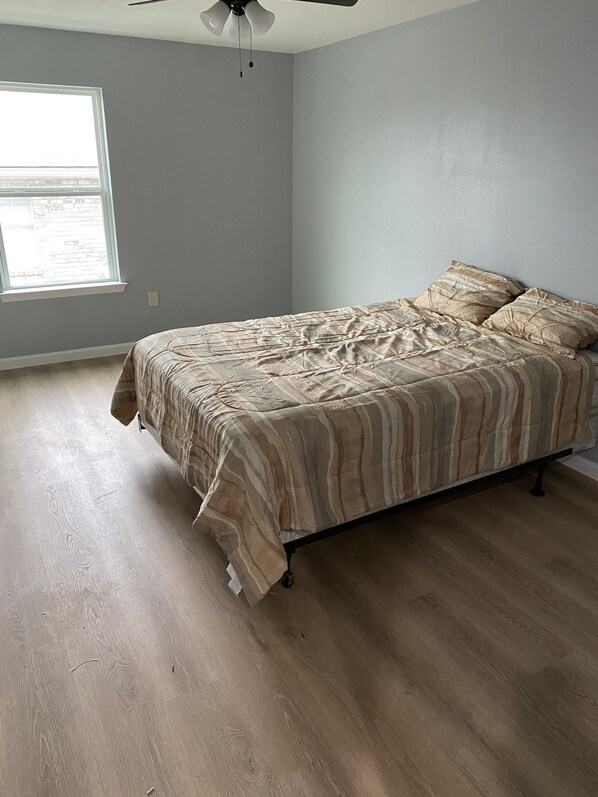 2 habitaciones, wifi y ropa de cama 
