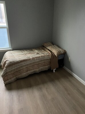 2 habitaciones, wifi y ropa de cama 