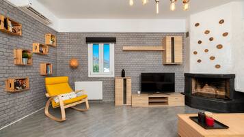 Smart TV, chimenea