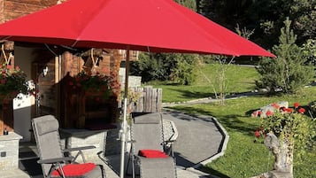 Chalet Romantis | Teras/patio