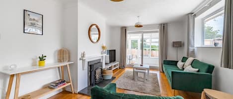 Smart TV, Netflix, streaming services