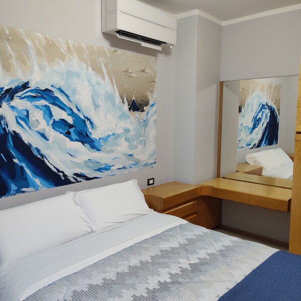 1 bedroom, internet, bed sheets - Lovely one-bedroom apartment with terrace (Viareggio)