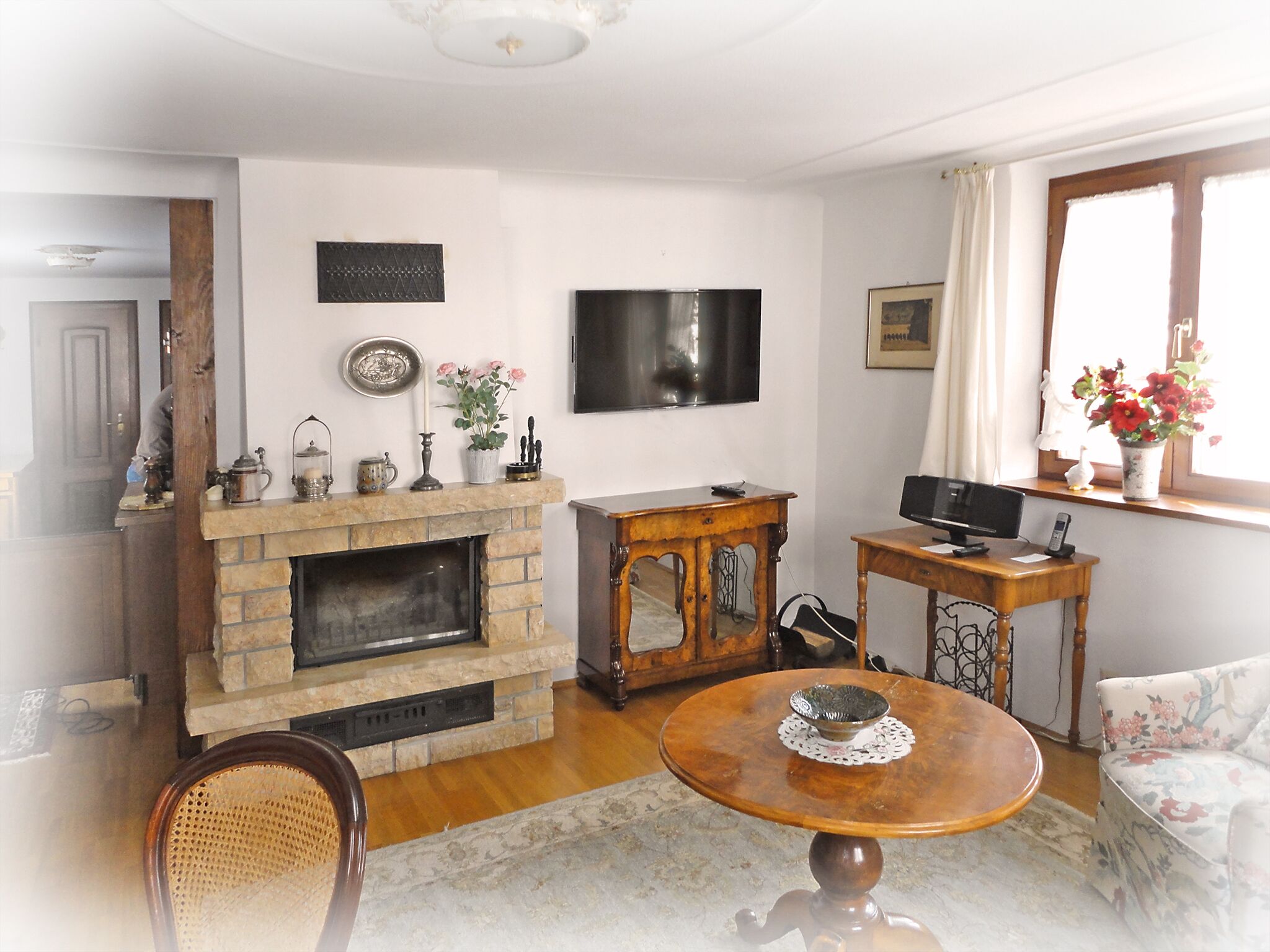 TV, lareira, DVD player