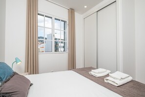 1 bedroom, travel crib, free WiFi, bed sheets