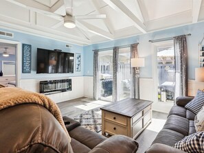 Televisión y bocina smart 