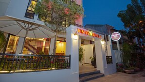 Mặt tiền nơi lưu trú
