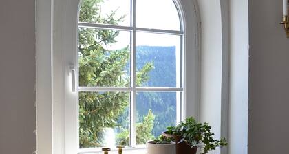 The old rectory on Altersberg Apt 1