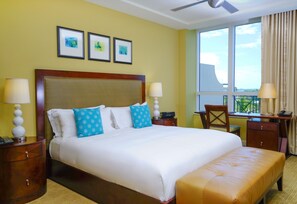 2 Schlafzimmer, Schreibtisch, Bügeleisen/Bügelbrett, Reisekinderbett