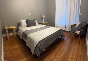 3 bedrooms, bed sheets