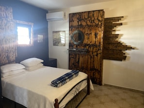 1 bedroom, in-room safe, iron/ironing board, free WiFi - Jay’s home by the beach and rainforest (Luquillo)