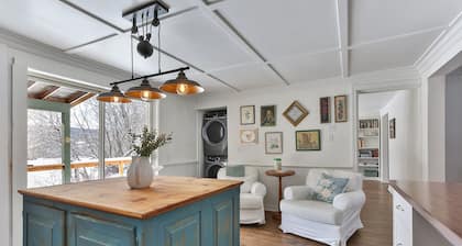 Cozy country 2 bedroom rental unit in Knowlton Village