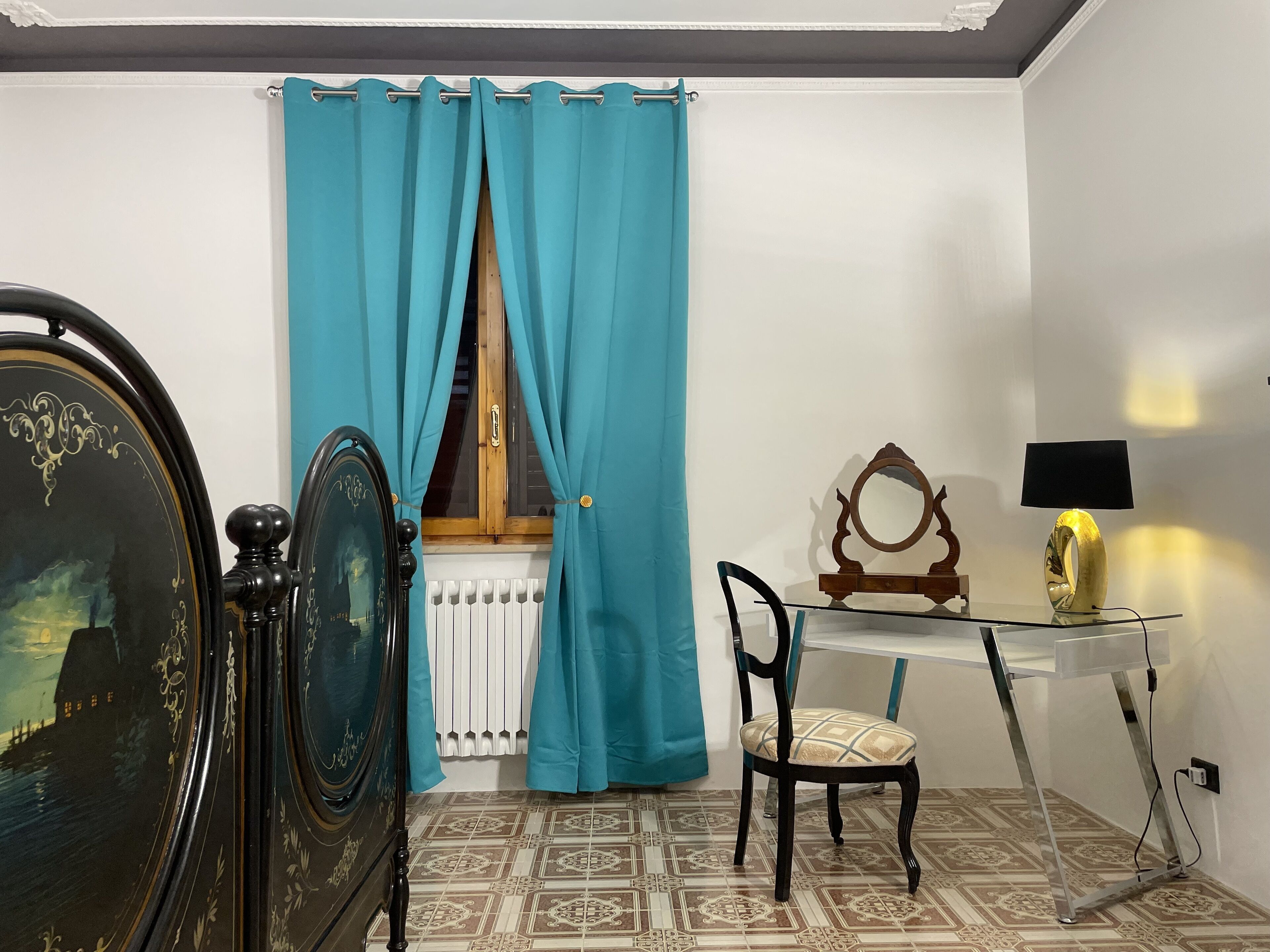 CASA SIMONETTA a 800m dal centro e con parcheggio privato.