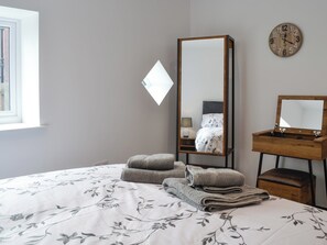 3 chambres, Wi-Fi gratuit, draps fournis