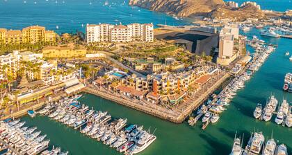 Newly Remodeled Condo In Cabo Marina - Casa Rosa