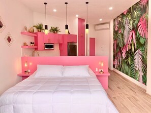 1 bedroom, in-room safe, iron/ironing board, WiFi