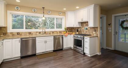 Ocean Views, Room to Gather, Dream Kitchen Made for Sharing, Spacious Deck, and Dogs Welcome