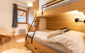 3 bedrooms
