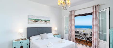 4 habitaciones, tabla de planchar con plancha y wifi gratis