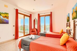 4 soverom, wi-fi og sengetøy