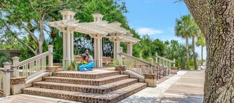Recently updated First Floor Condo Tennis- Pool- Pickle Ball -Walk to the Beach!