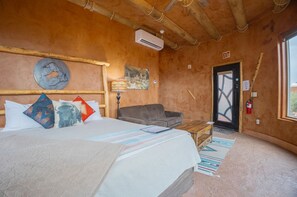 1 bedroom, travel cot, free WiFi, bed sheets