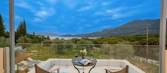 Villa Corelli by Villa Plus