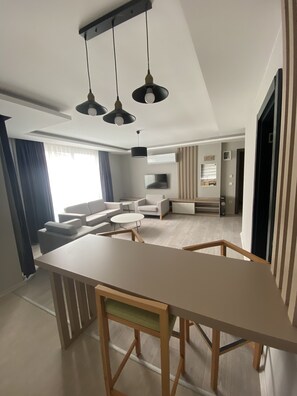 Exclusive Apartment | Blackout drapes, iron/ironing board, free WiFi - Via Suite (Antalya)
