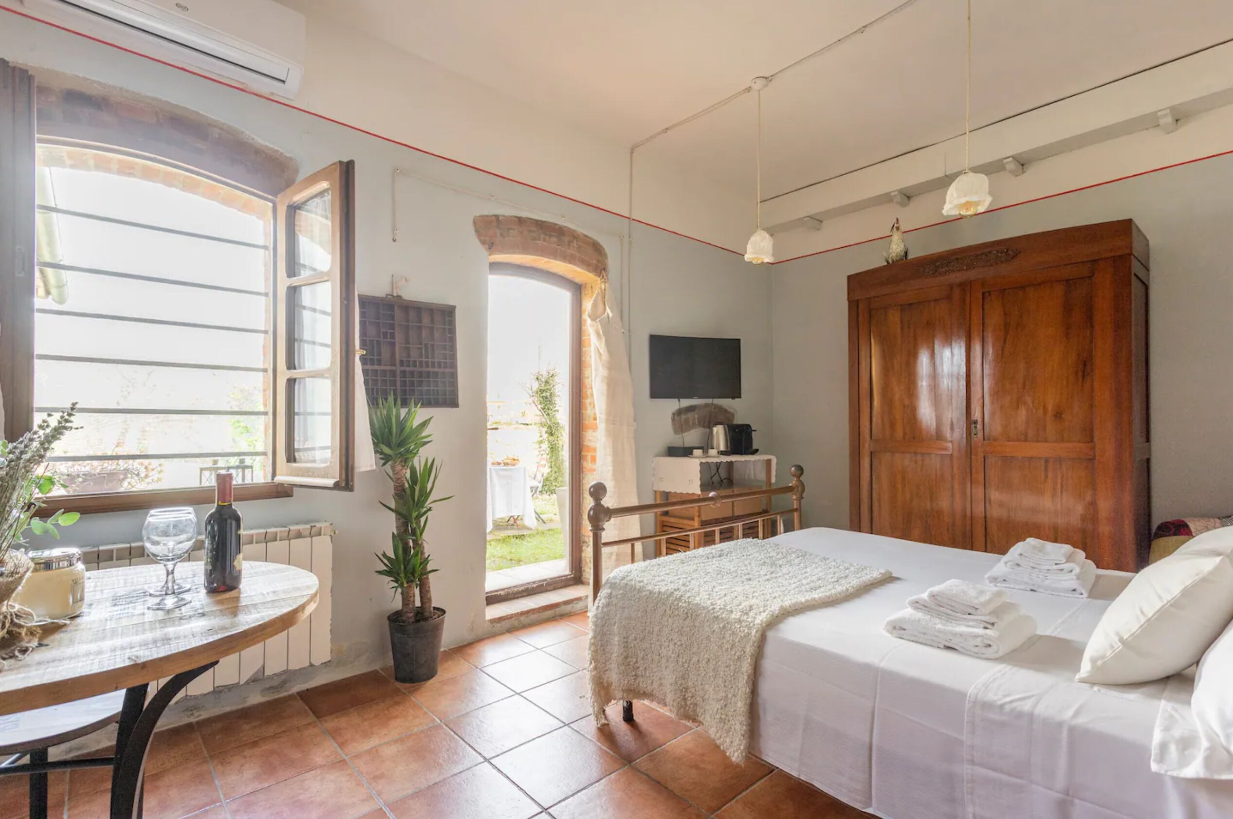 1 chambre, Wi-Fi gratuit, draps fournis