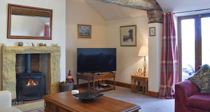 2 bedroom accommodation in Scruton, near Northallerton