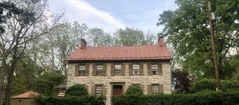 Fontinalis- Historic stone farm house (ca. 1700’s) on famous trout stream. 