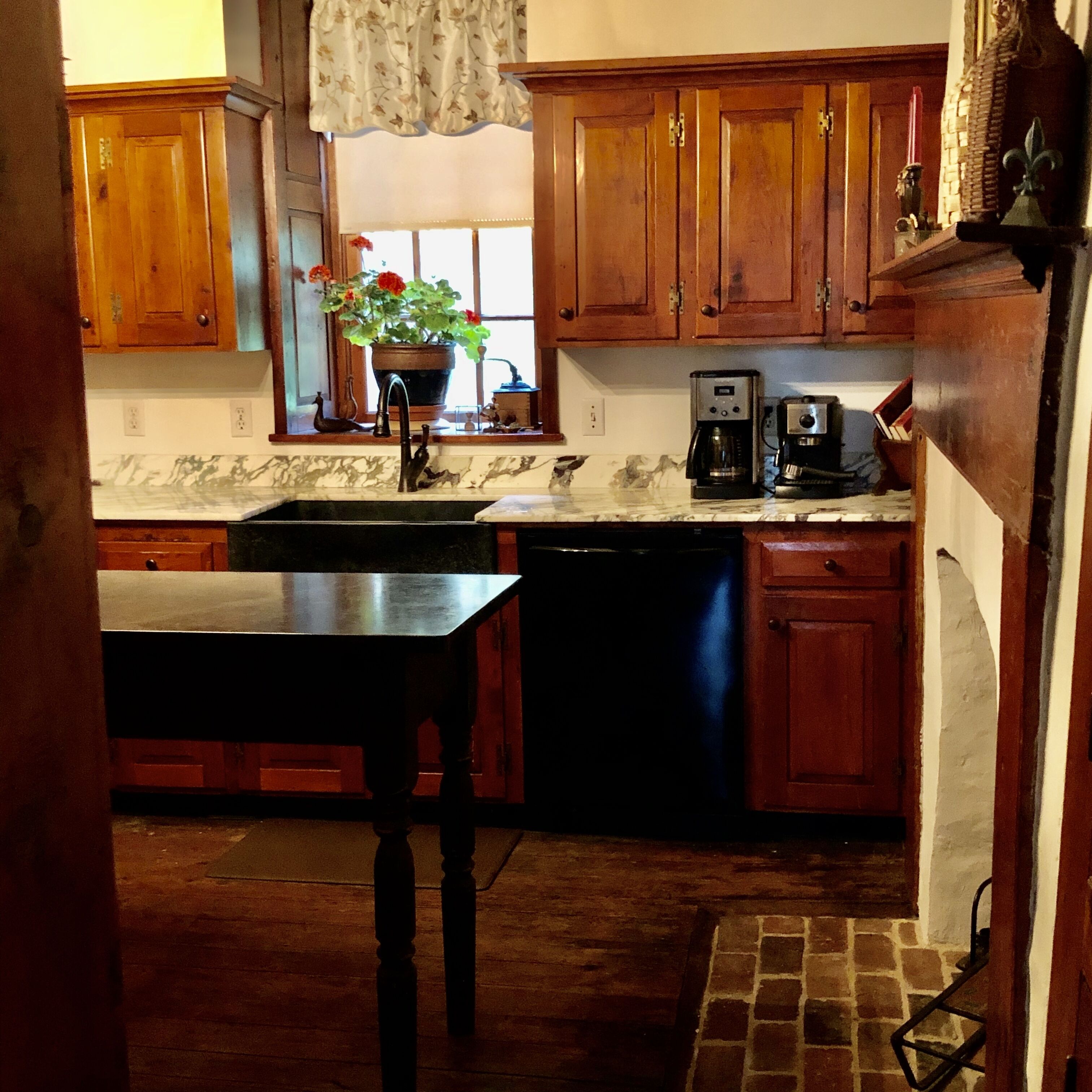 Fontinalis- Historic stone farm house (ca. 1700’s) on famous trout stream. 