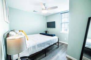 Casa (1 Bedroom) | 1 quarto, ferros/tábuas de passar roupa, roupa de cama