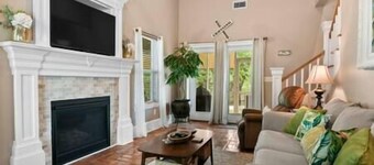 Parkland Cottage on Duck Pond