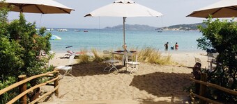 Apartment Runcina 1 with Sea View, Wi-Fi and Shared Pool