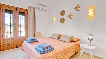 2 camere, ferro/asse da stiro, Wi-Fi gratuito, lenzuola