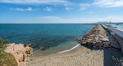 Apartment 'Vista Mar' with Sea View, Wi-Fi and Air Conditioning