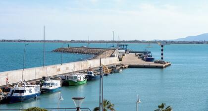 Appartement 'Vista Mar' avec vue sur la mer, Wi-Fi et climatisation